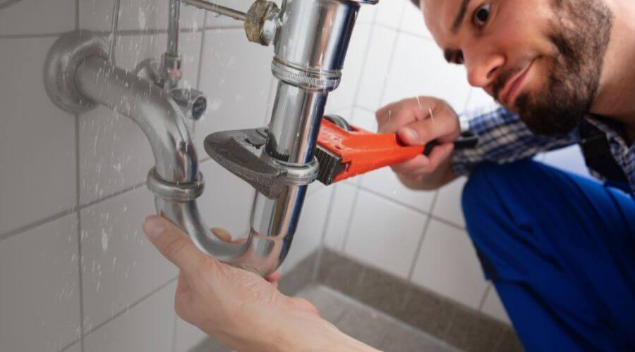 Local tankless water heater installation in Le Mars, IA
